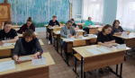 Экзамен сдавали  родители