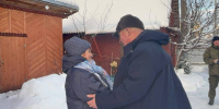 Губернатор пообщался с жителями домов, поврежденных при атаке беспилотников - Газета Нейские вести
